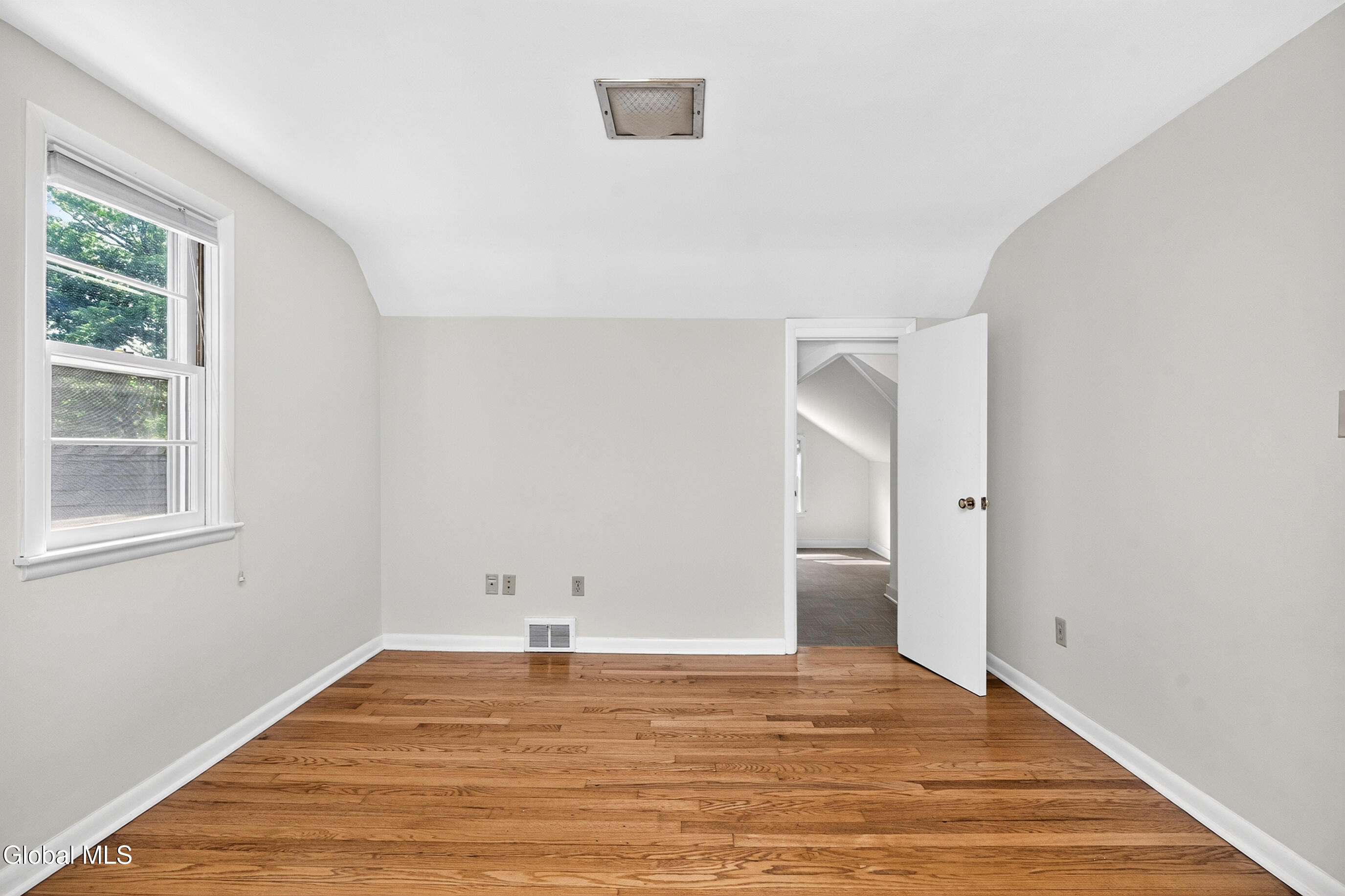30 Clarkson Road Bethlehem, NY 12054 - Photo 37 of 60 055-30-Clarkson-Road-Delmar-NY-12054