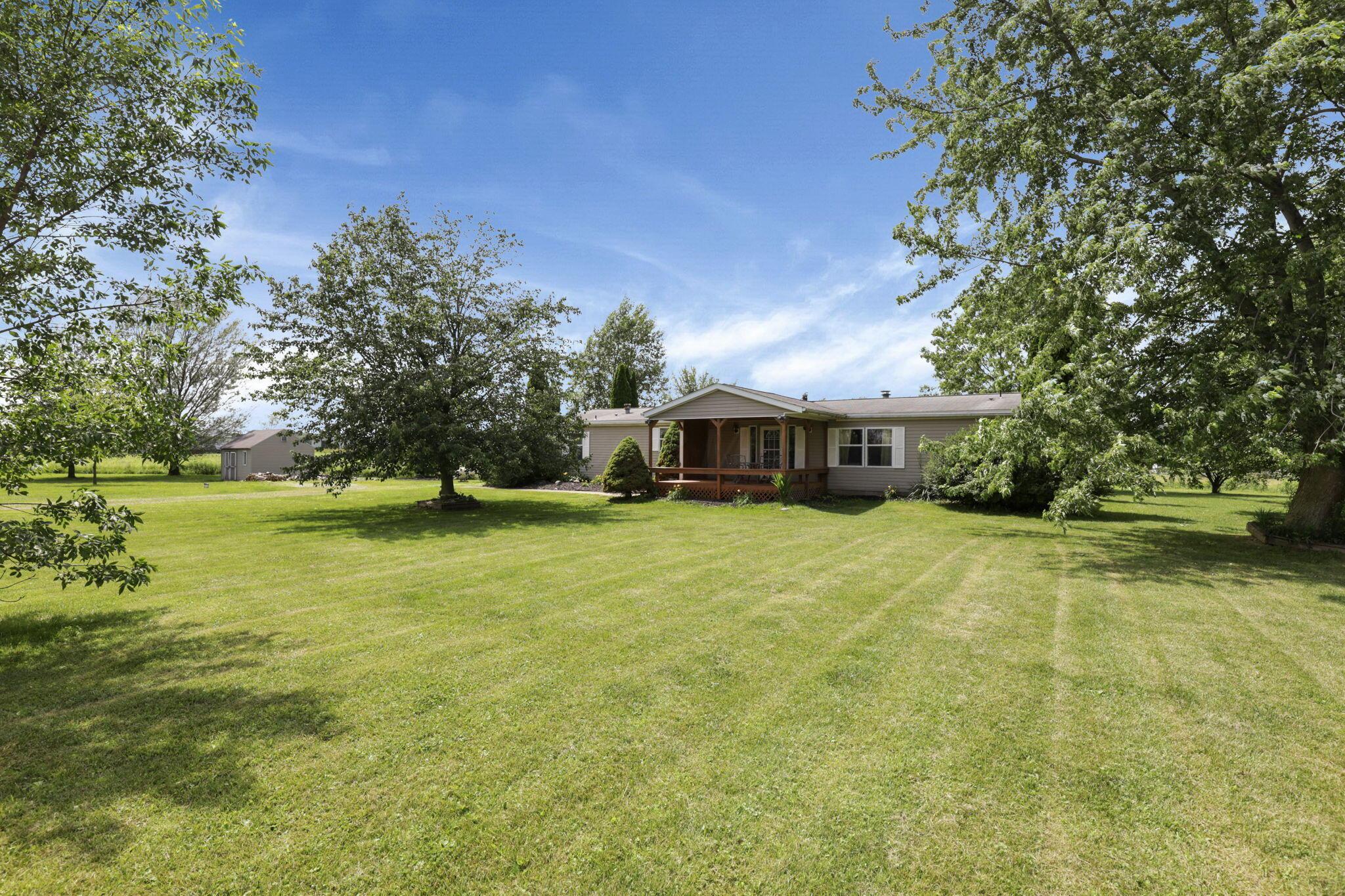 6471 Graham Road Mount Vernon, OH 43050 - Photo 3 of 34 3-web-or-mls-IMG_2546