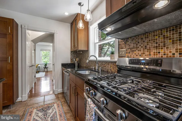 $765,000 | 6635 Harlan Place Northwest, Washington, DC 20012