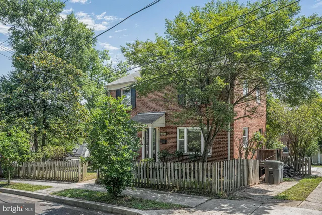 $765,000 | 6635 Harlan Place Northwest, Washington, DC 20012