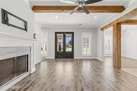 $358,599 | 113 Oak Village Drive, Scott, LA 70583