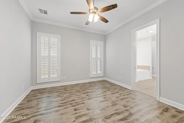 $358,599 | 113 Oak Village Drive, Scott, LA 70583