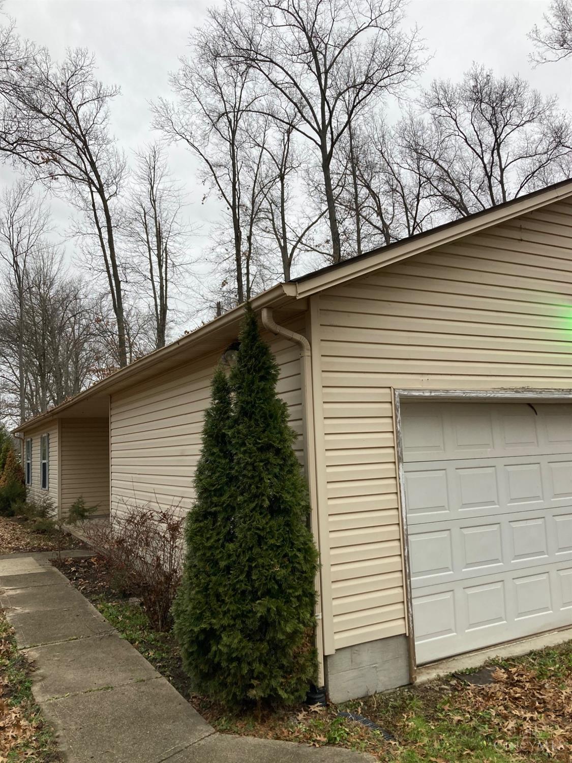 5960 Deerfield Road Milford, OH 45150 - Photo 3 of 16 Gallery Image 3