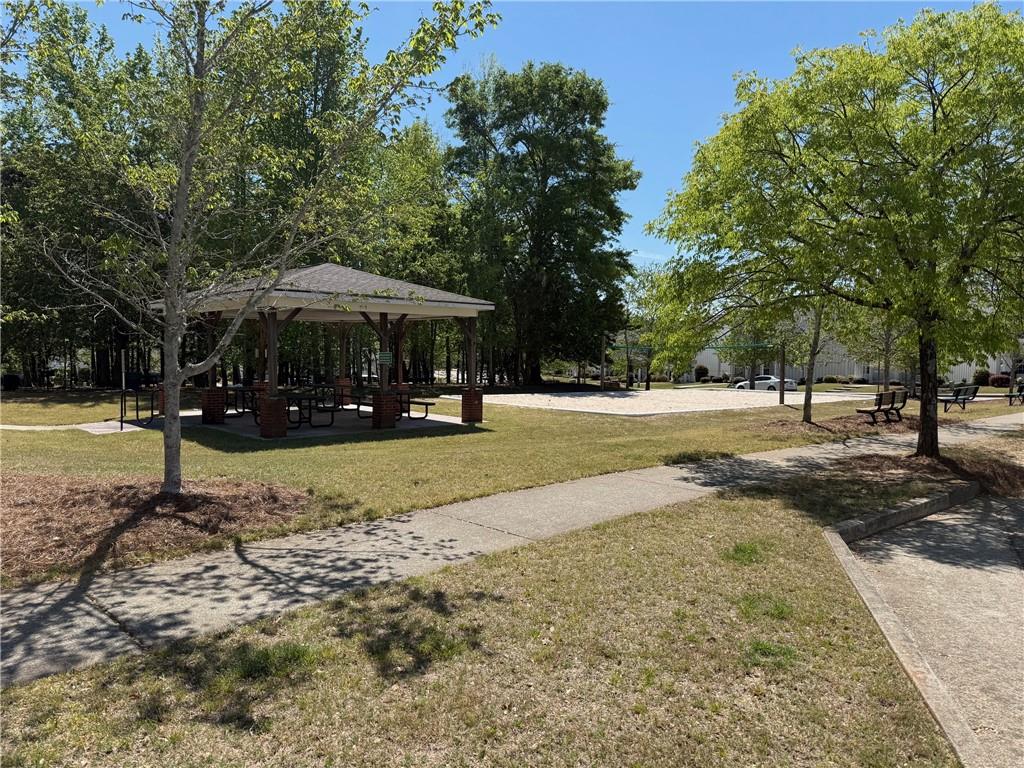 244 Sidney Lanier Avenue Athens, GA 30607 - Photo 27 of 32 a view of outdoor space with trees
