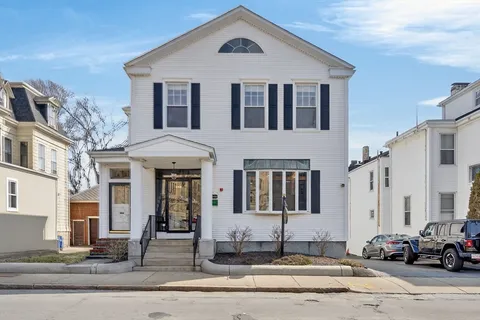 $625,000 | 446 County Street, New Bedford, MA 02740