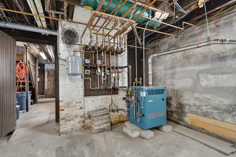 $625,000 | 446 County Street, New Bedford, MA 02740