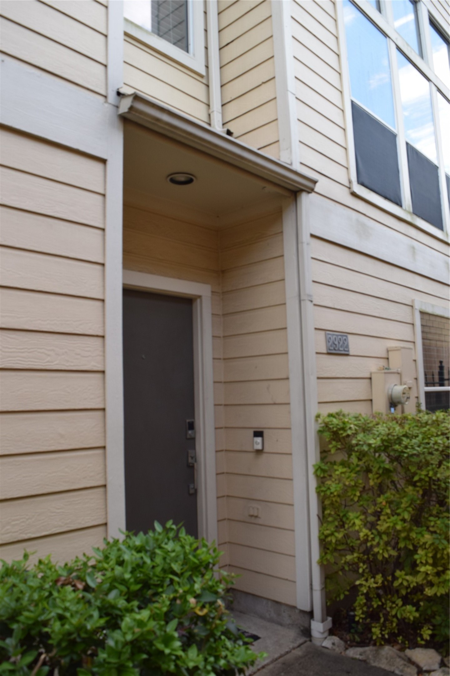2922 Crawford Street Houston, TX 77004 - Photo 32 of 33 a view of front door and potted plants
