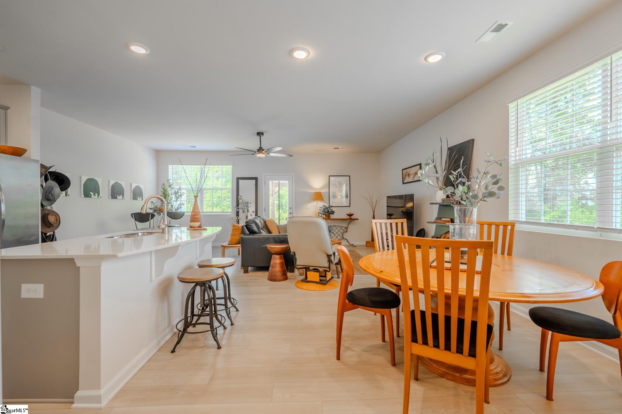 263 East Compass Way Easley, SC 29640 - Photo 6 of 47