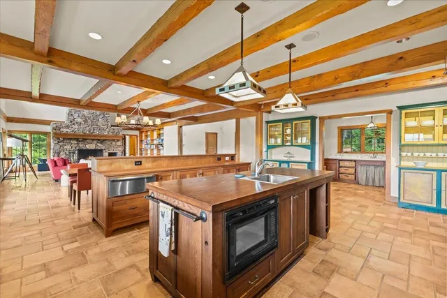 $2,500,000 | 498 Fuller Farm Road, Warren, VT 05674