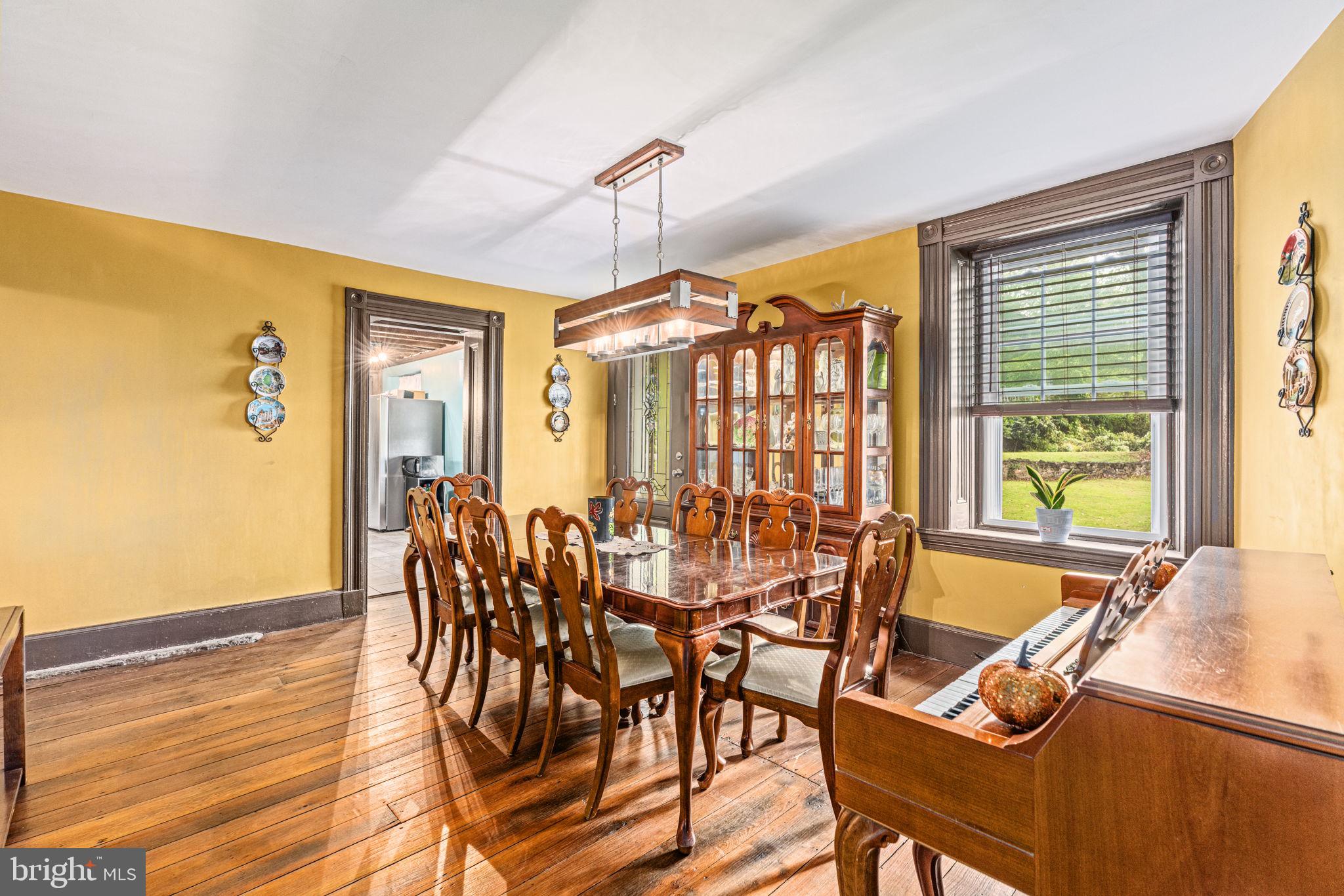 4701 Edges Mill Road Downingtown, PA 19335 - Photo 21 of 55 a dining room with furniture and window
