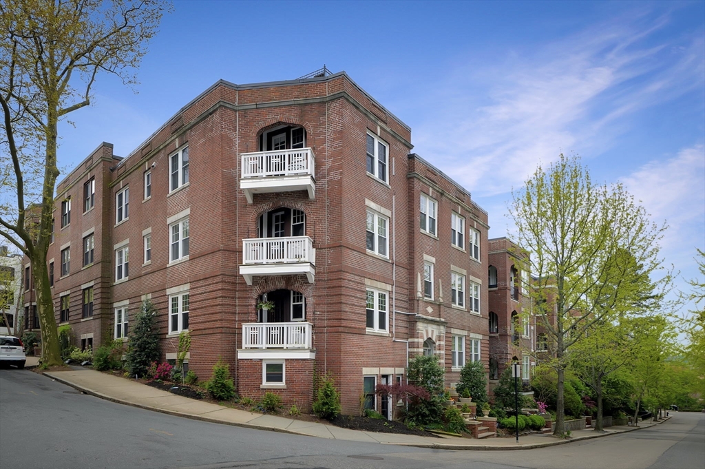 34 Garrison Road, Unit 2 Brookline, MA 02445 - Photo 20 of 21 a front view of a building