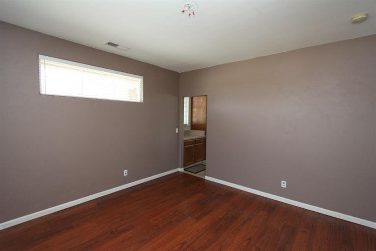 1817 East Duff Avenue Reedley, CA 93654 - Photo 8 of 44 Gallery Image 8