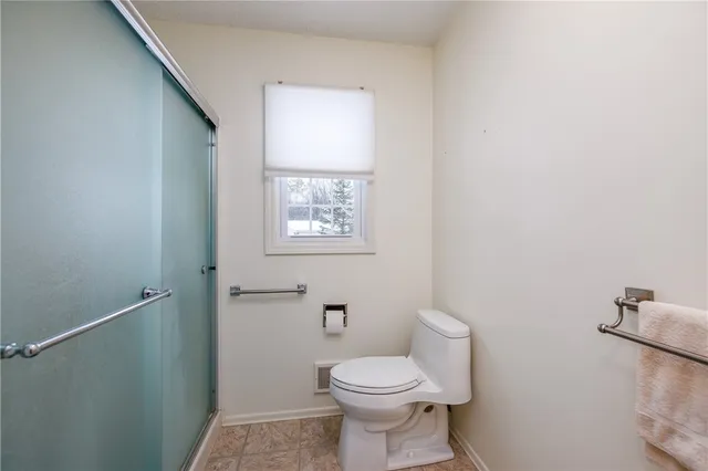 $199,995 | 6 Dutch Valley, Chili, NY 14624