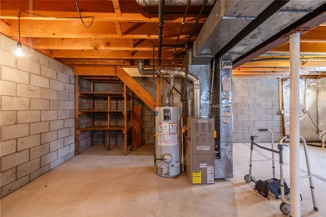 $199,995 | 6 Dutch Valley, Chili, NY 14624