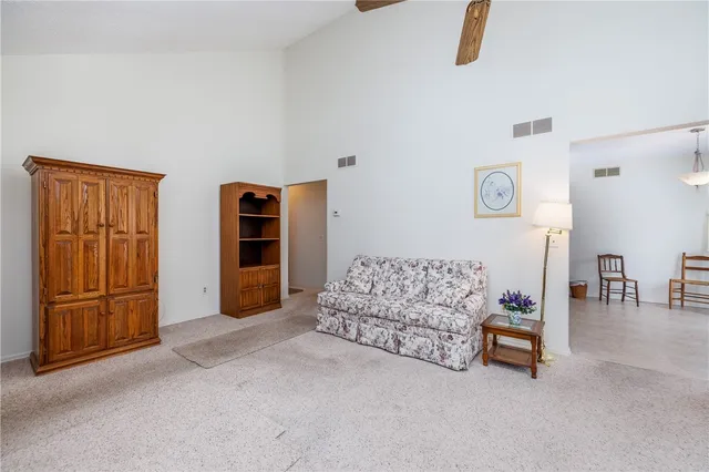 $199,995 | 6 Dutch Valley, Chili, NY 14624