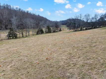 $753,740 | 4 B Normandy Road, Normandy, TN 37360