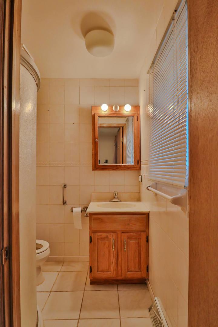 7-n240 West End Road Roselle, IL 60172 - Photo 22 of 37