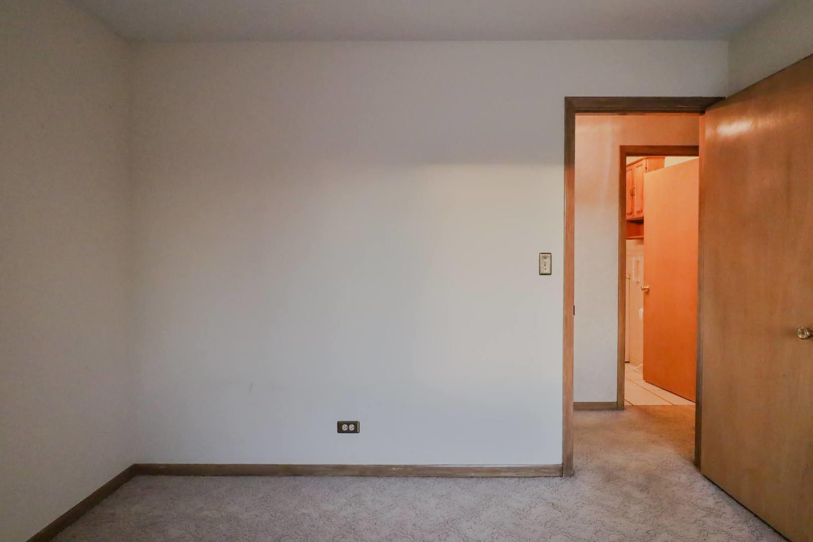 7-n240 West End Road Roselle, IL 60172 - Photo 29 of 37