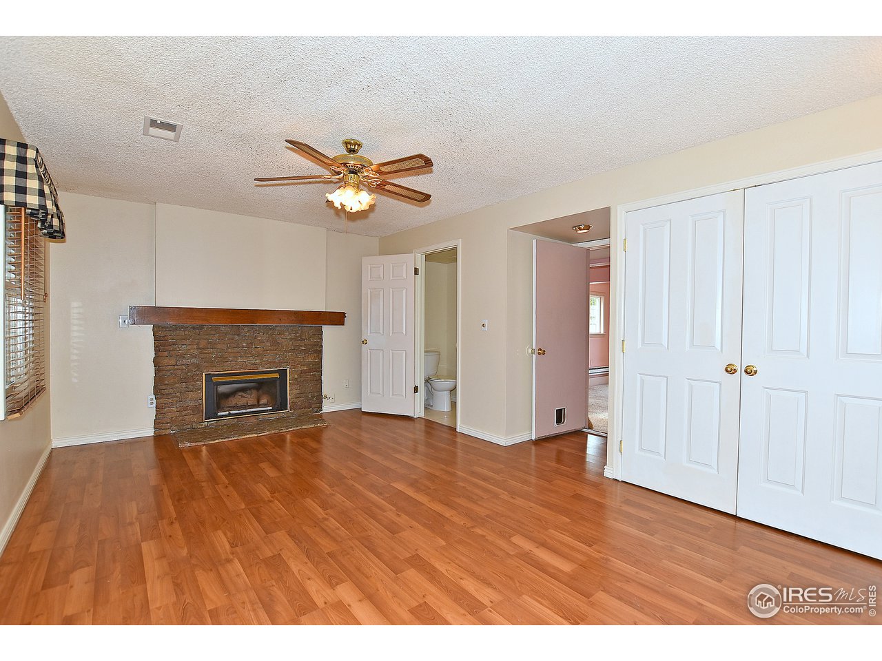 2300 Antelope Road Fort Collins, CO 80525 - Photo 29 of 40 Family area