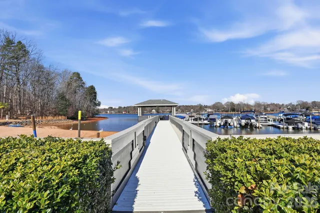 $545,000 | 2135 Regatta Lane, Unit 101, Denver, NC 28037