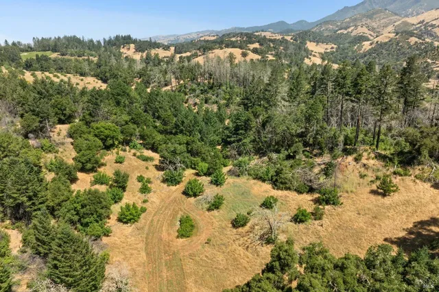 $9,750,000 | 3567 Highway 128, Calistoga, CA 94515