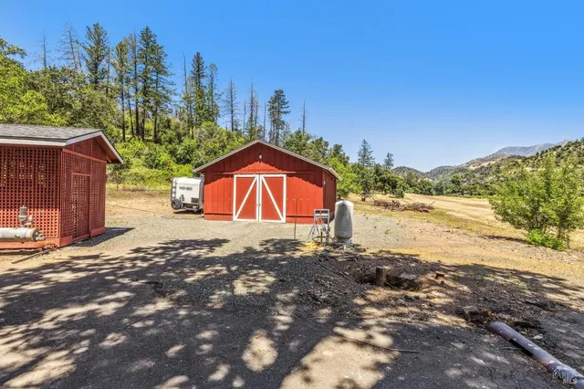 $9,750,000 | 3567 Highway 128, Calistoga, CA 94515