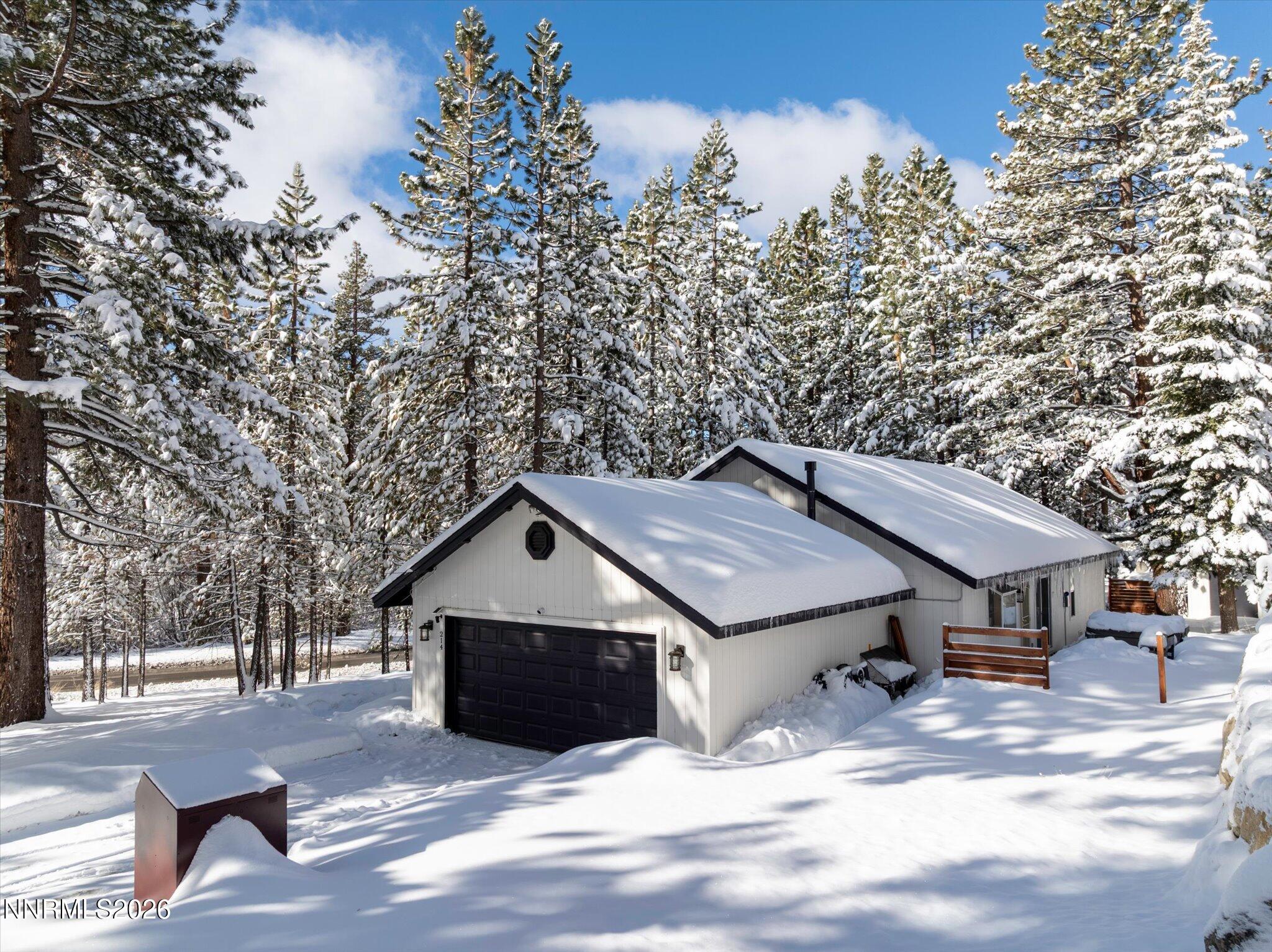 214 Highland Drive Stateline, NV 89449 - Photo 20 of 23 22-DJI_20250319100403_0006_D-HDR-Edit