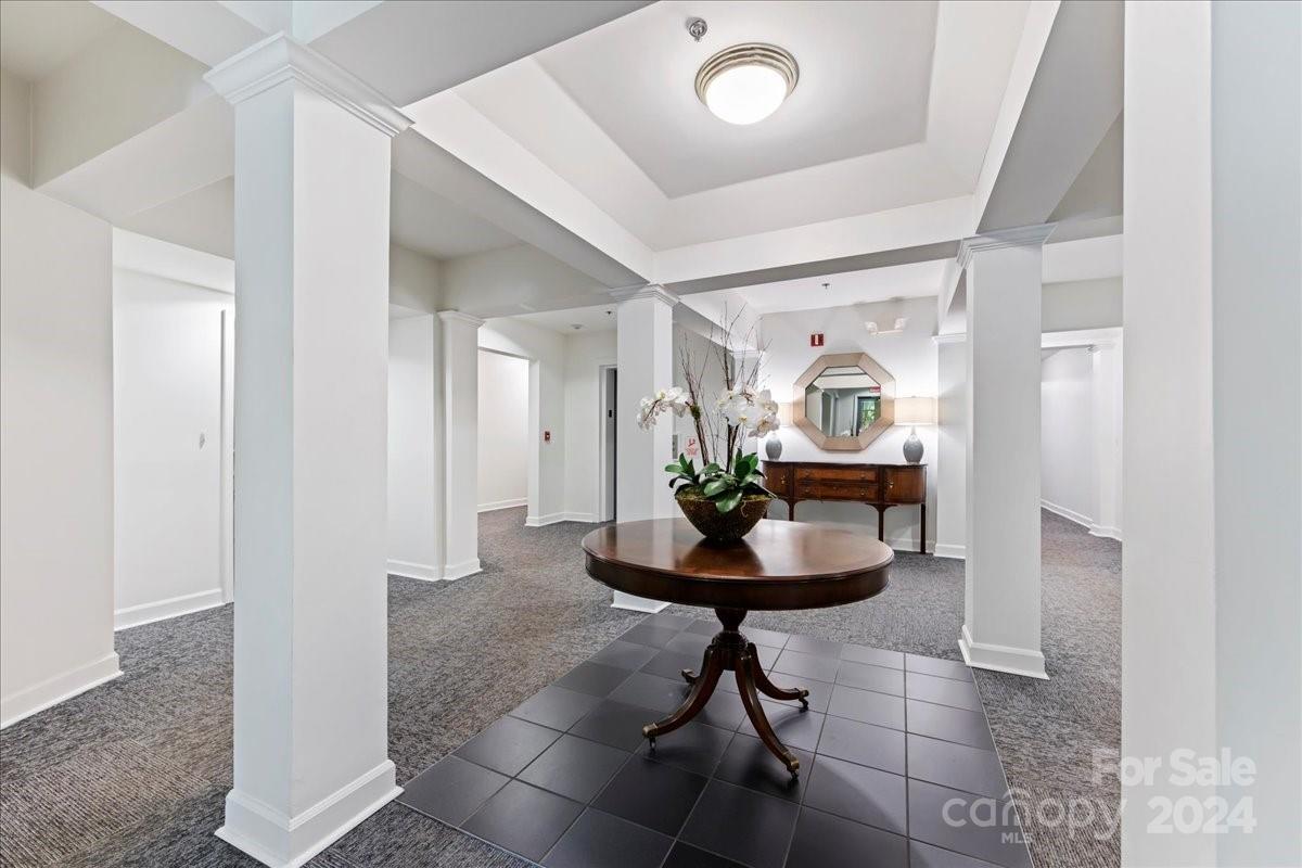 416 Queens Road, Unit 12 Charlotte, NC 28207 - Photo 2 of 37 Gallery Image 2