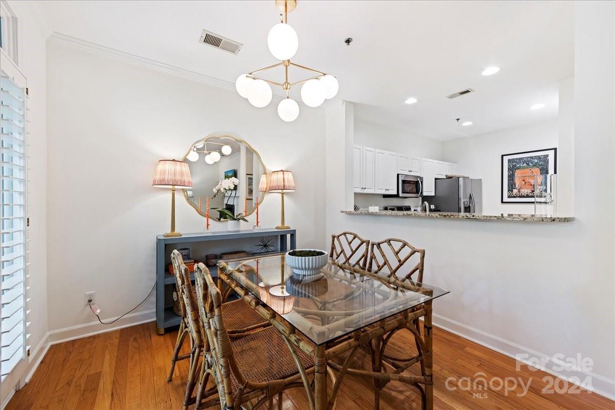 416 Queens Road, Unit 12 Charlotte, NC 28207 - Photo 10 of 37 Gallery Image 10