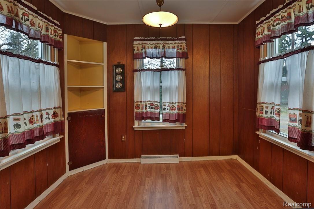 8927 Bunton Road Willis, MI 48191 - Photo 9 of 25 2B8A8598.jpg
