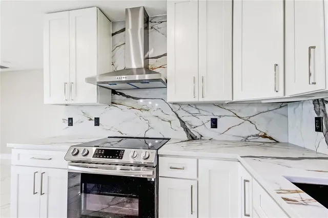 $825,000 | 1992 Arvis Circle East, Clearwater, FL 33764