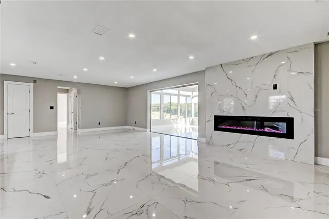 $825,000 | 1992 Arvis Circle East, Clearwater, FL 33764