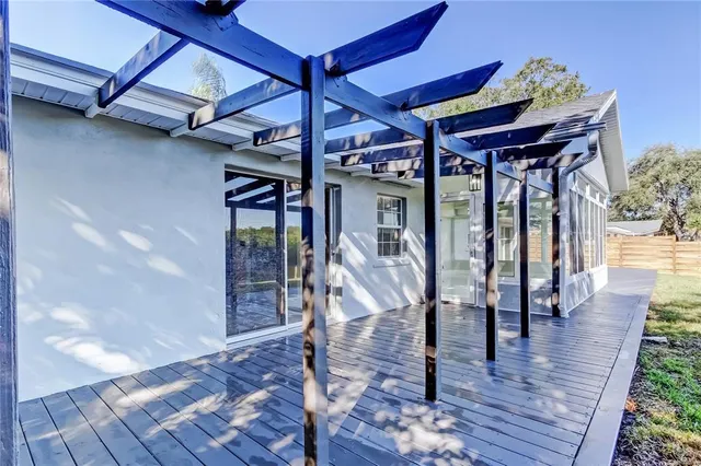 $825,000 | 1992 Arvis Circle East, Clearwater, FL 33764