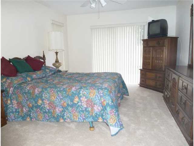 7471 Rosewood Circle Boca Raton, FL 33487 - Photo 10 of 25 Additional Photo