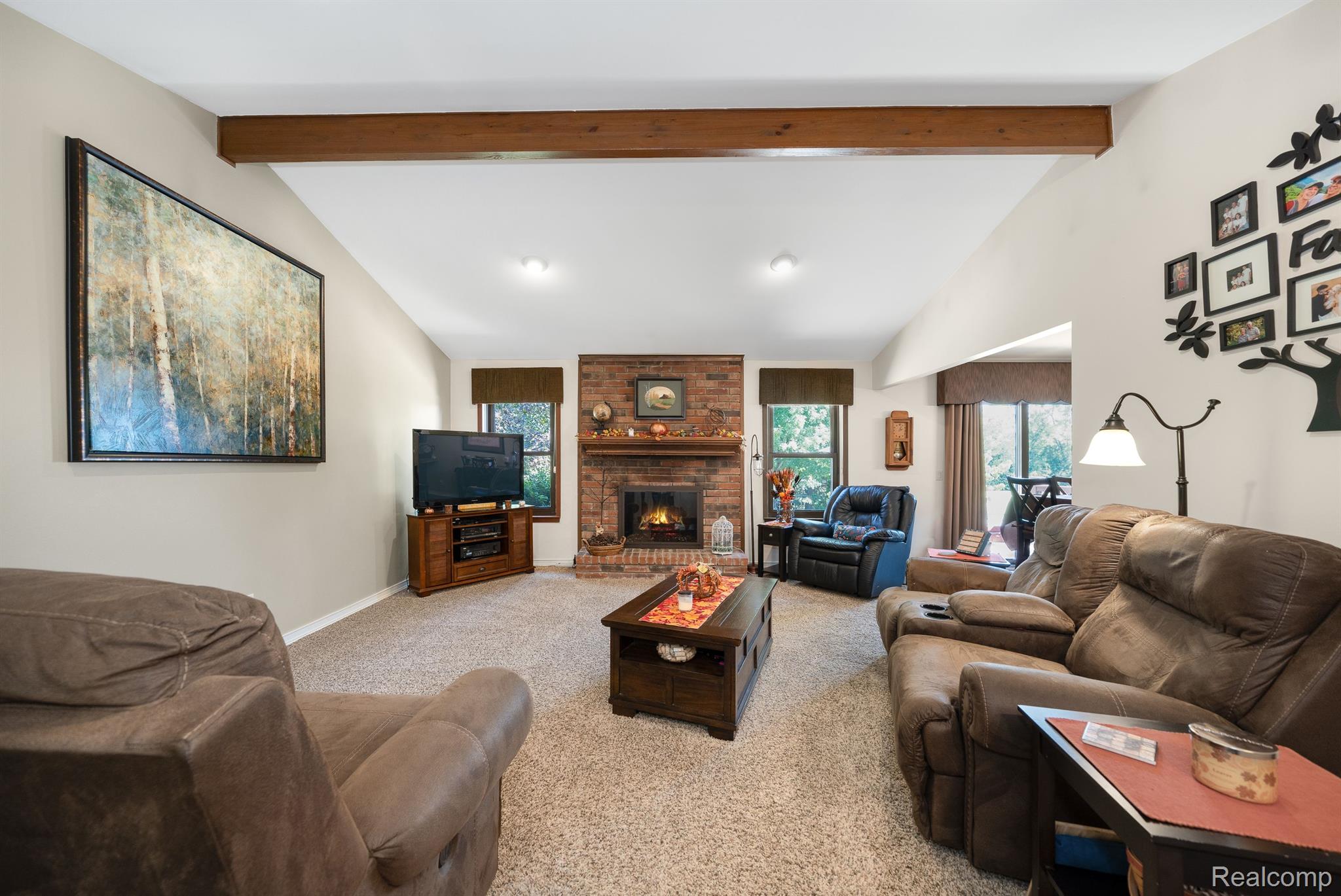 952 Milverton Road Troy, MI 48083 - Photo 8 of 35 Gallery Image 8