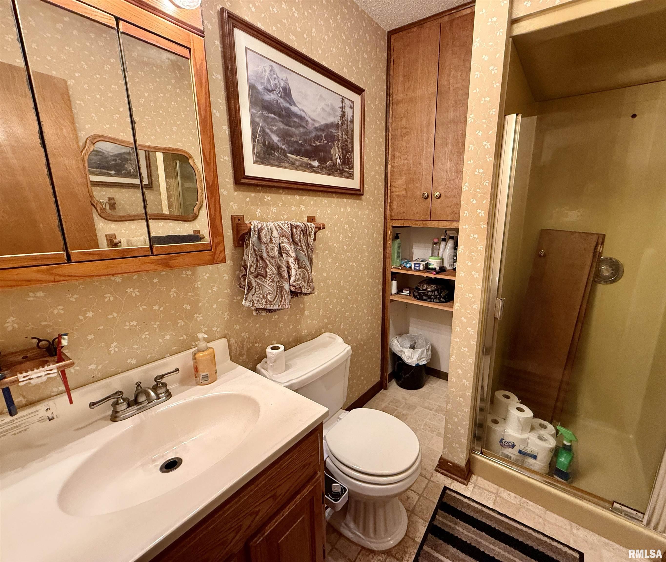 1066 Lakeview Road South Dahinda, IL 61428 - Photo 24 of 40