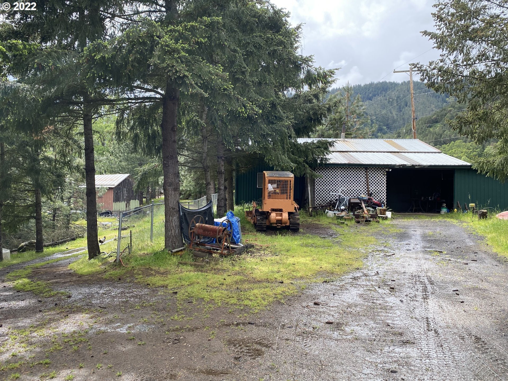 1307 Weaver Road Myrtle Creek, OR 97457 - Photo 21 of 29 Shop