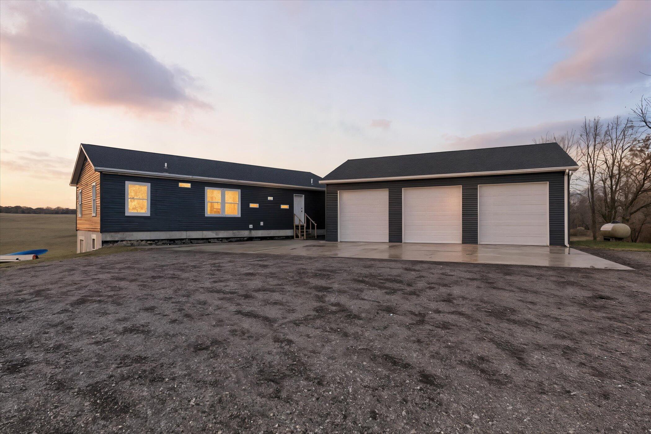 01-7255 Beahan Rd Hubbardston-Windowstil