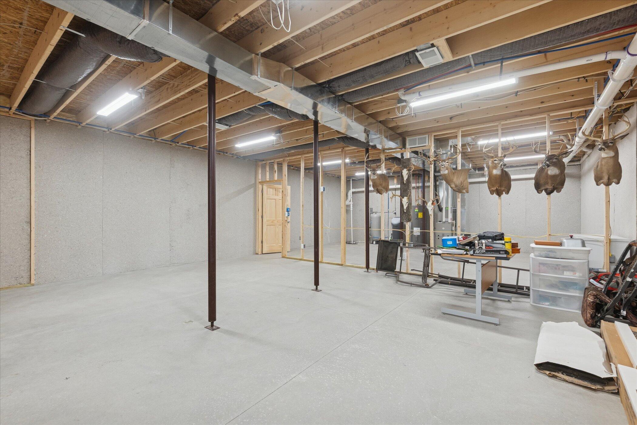 7255 Beahan Road Hubbardston, MI 48845 - Photo 24 of 34 27-7255 Beahan Rd Hubbardston-Windowstil