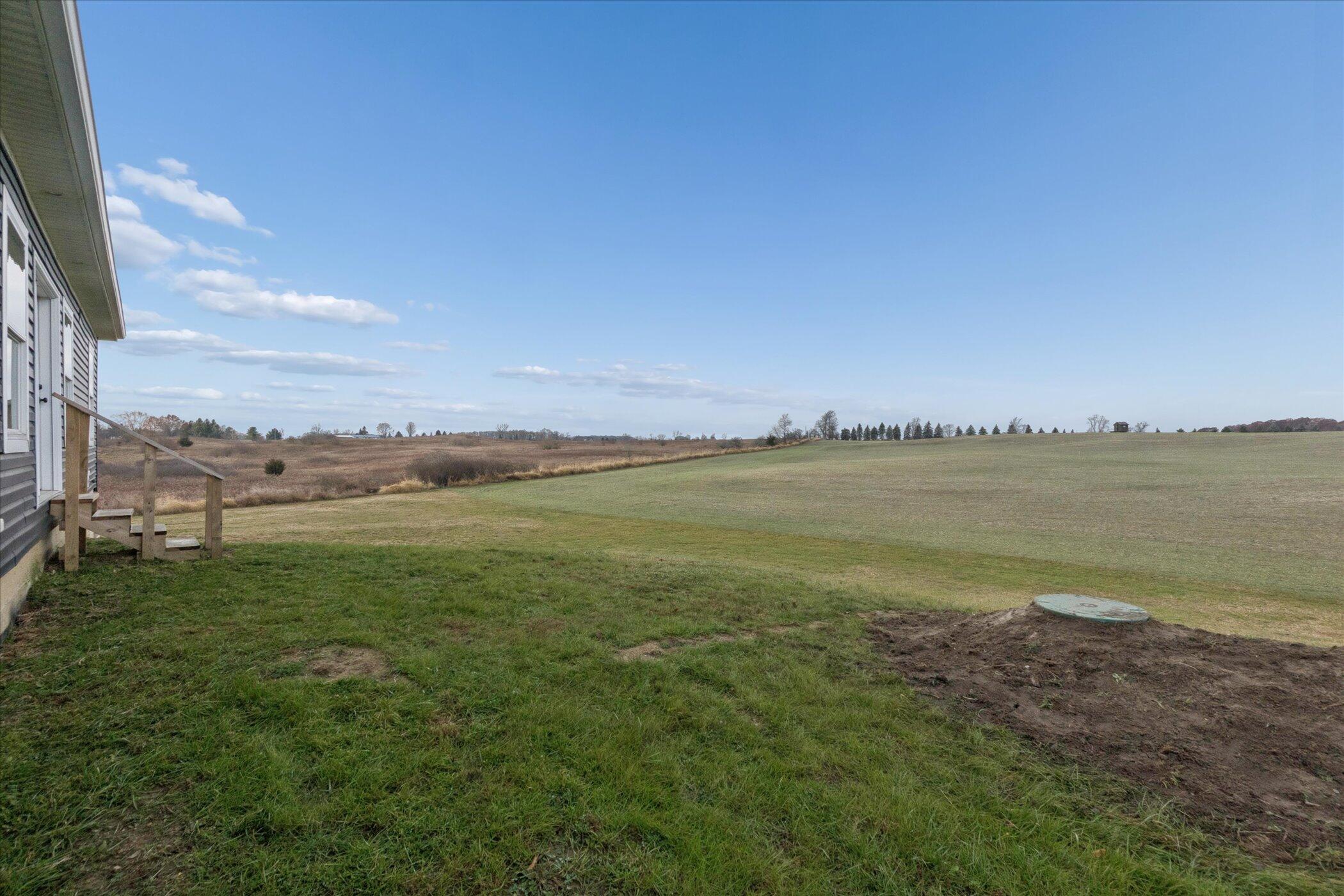 7255 Beahan Road Hubbardston, MI 48845 - Photo 33 of 34 37-7255 Beahan Rd Hubbardston-Windowstil