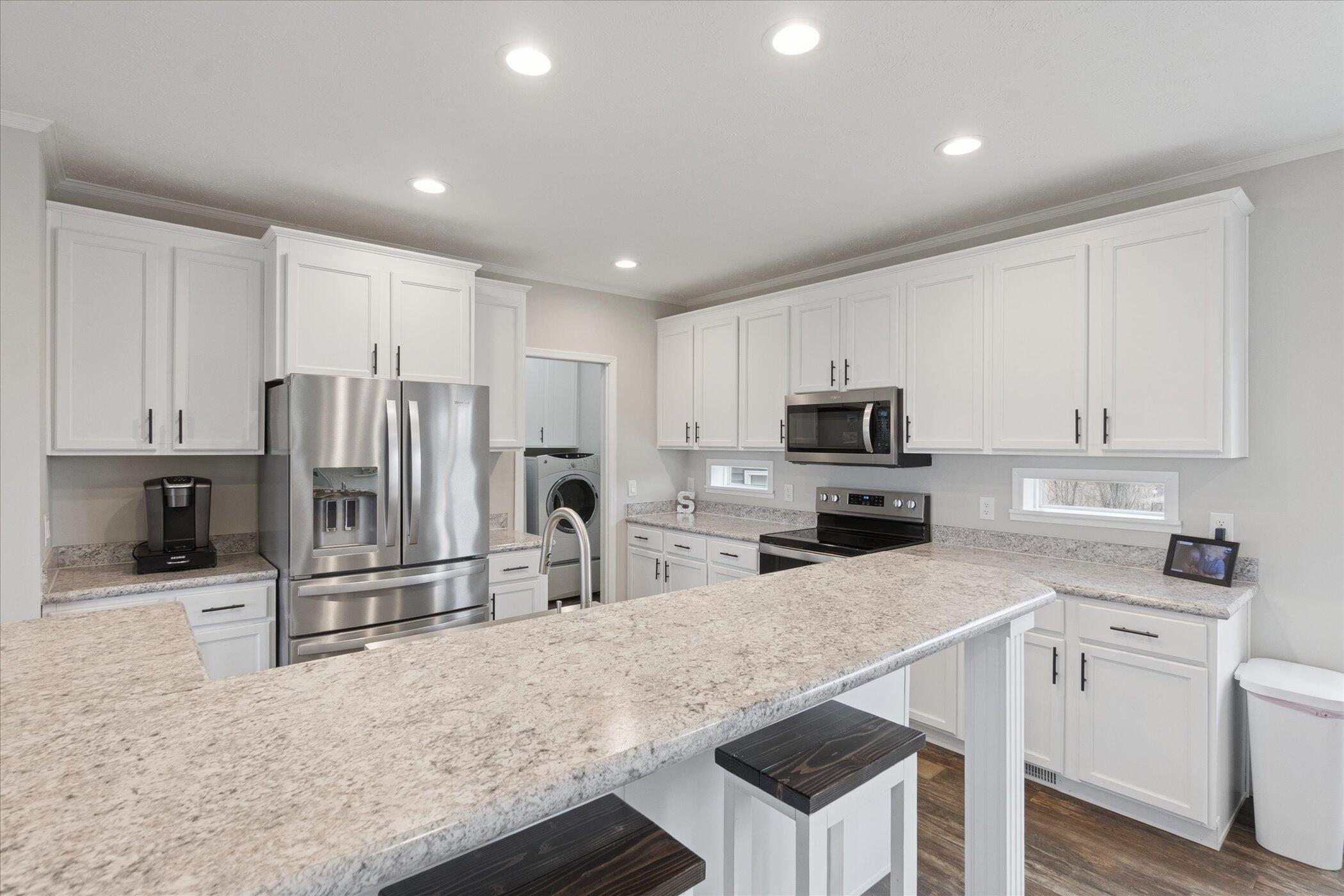 7255 Beahan Road Hubbardston, MI 48845 - Photo 9 of 34 11-7255 Beahan Rd Hubbardston-Windowstil