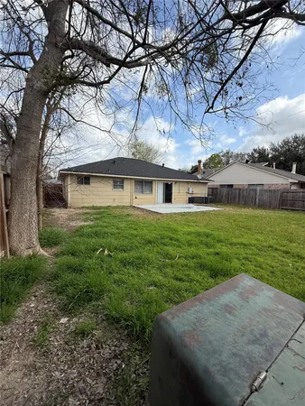 $1,700 | 16207 Camino Del Sol Drive, Houston, TX 77083