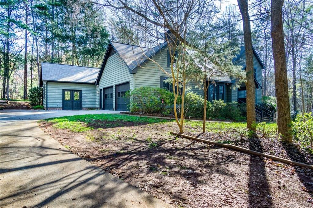13801 Woody Point Road Charlotte, NC 28278 - Photo 2 of 30 Gallery Image 2