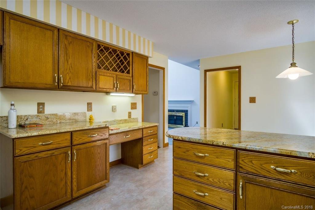 13801 Woody Point Road Charlotte, NC 28278 - Photo 25 of 30 Gallery Image 25