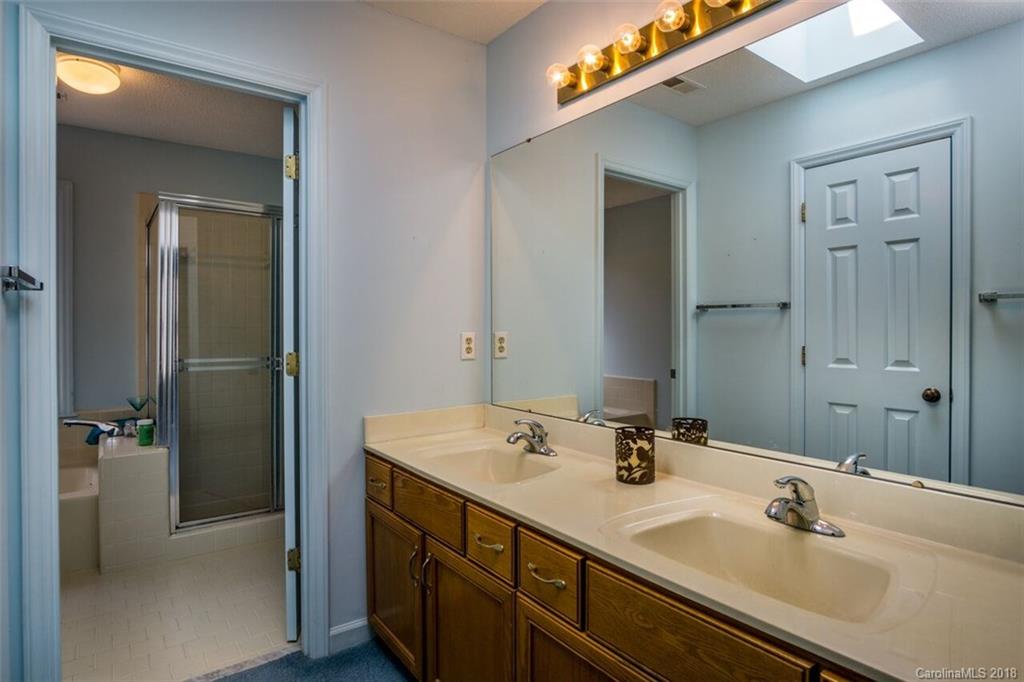 13801 Woody Point Road Charlotte, NC 28278 - Photo 28 of 30 Gallery Image 28
