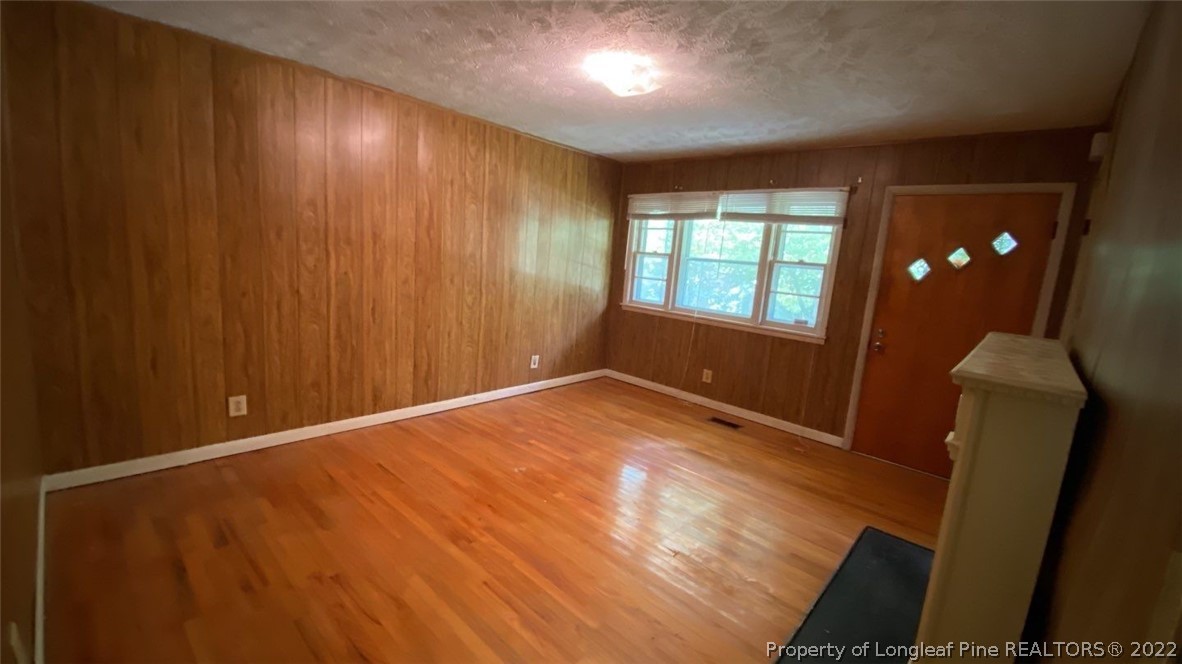 1050 Wayside Road Fayetteville, NC 28314 - Photo 6 of 36 Gallery Image 6