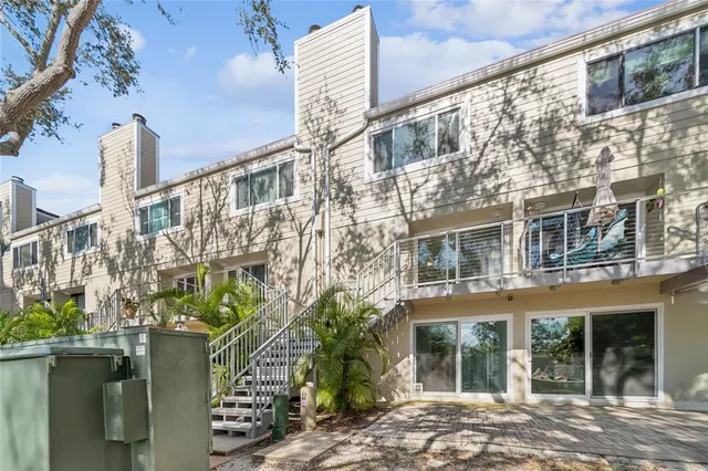 $374,900 | 433 Paula Drive South, Unit 24, Dunedin, FL 34698