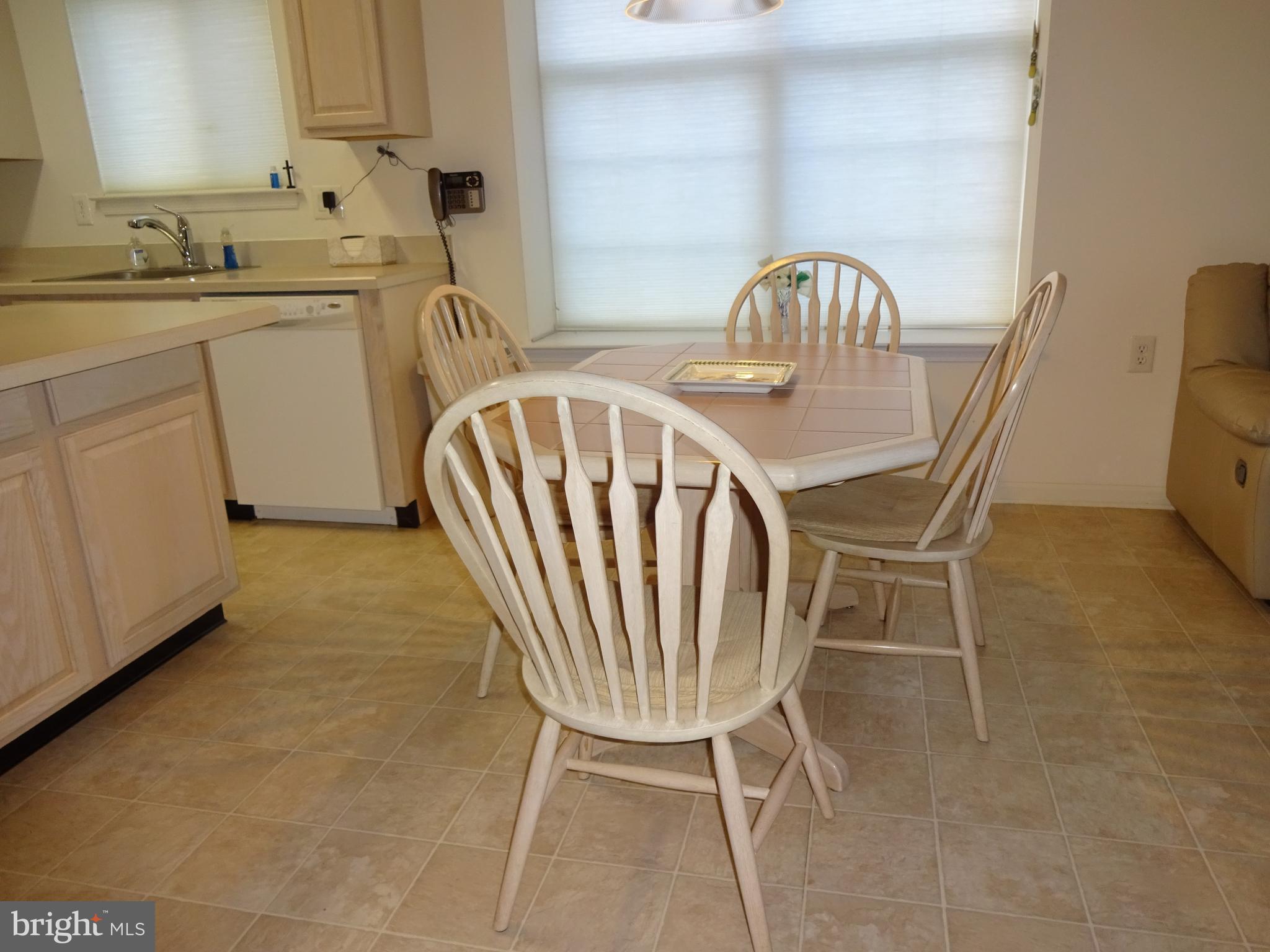73 Mayfair Road Southampton, NJ 08088 - Photo 11 of 25 Kitchen Dining Area