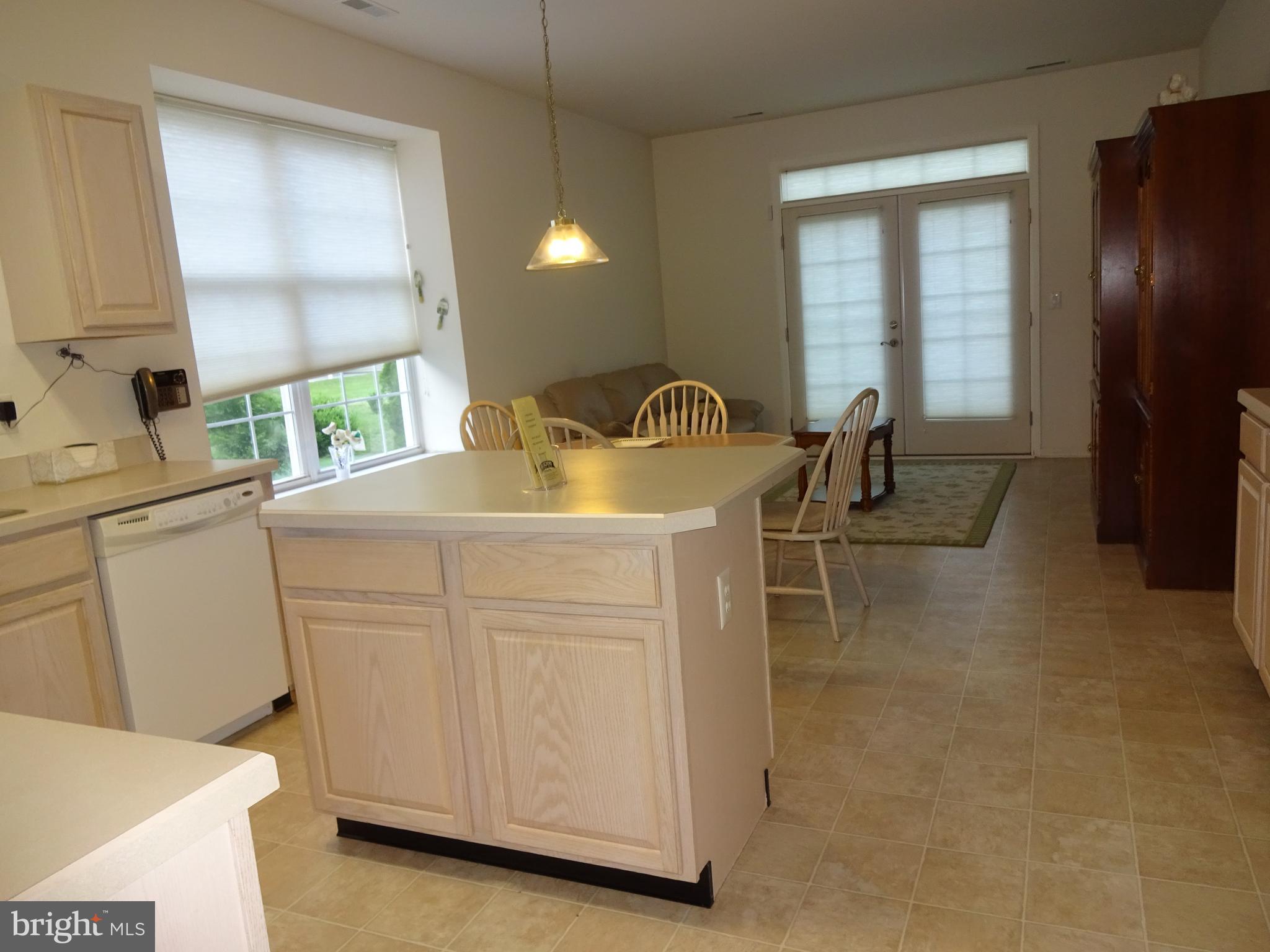 73 Mayfair Road Southampton, NJ 08088 - Photo 7 of 25 Spacious Kitchen Family Room Combo