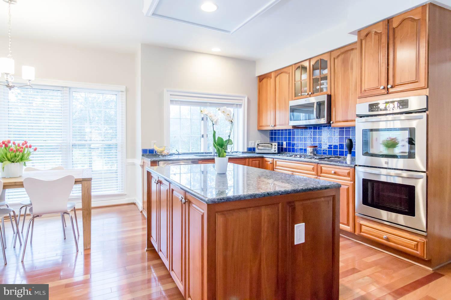 9735 Hidden Valley Road Vienna, VA 22181 - Photo 4 of 29 Kitchen